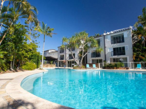 NOOSA BLUE Penthouse Views, 450 metres to Hastings St and Beach